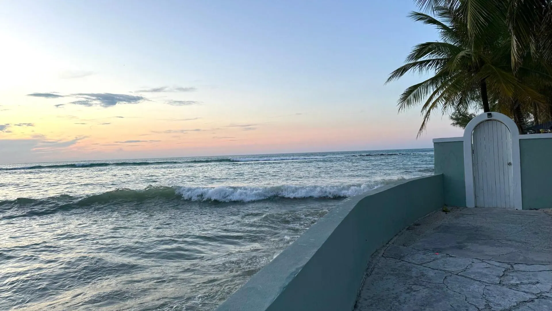 Sunset Cove - Vacation In Paradise! Nassau Apartment